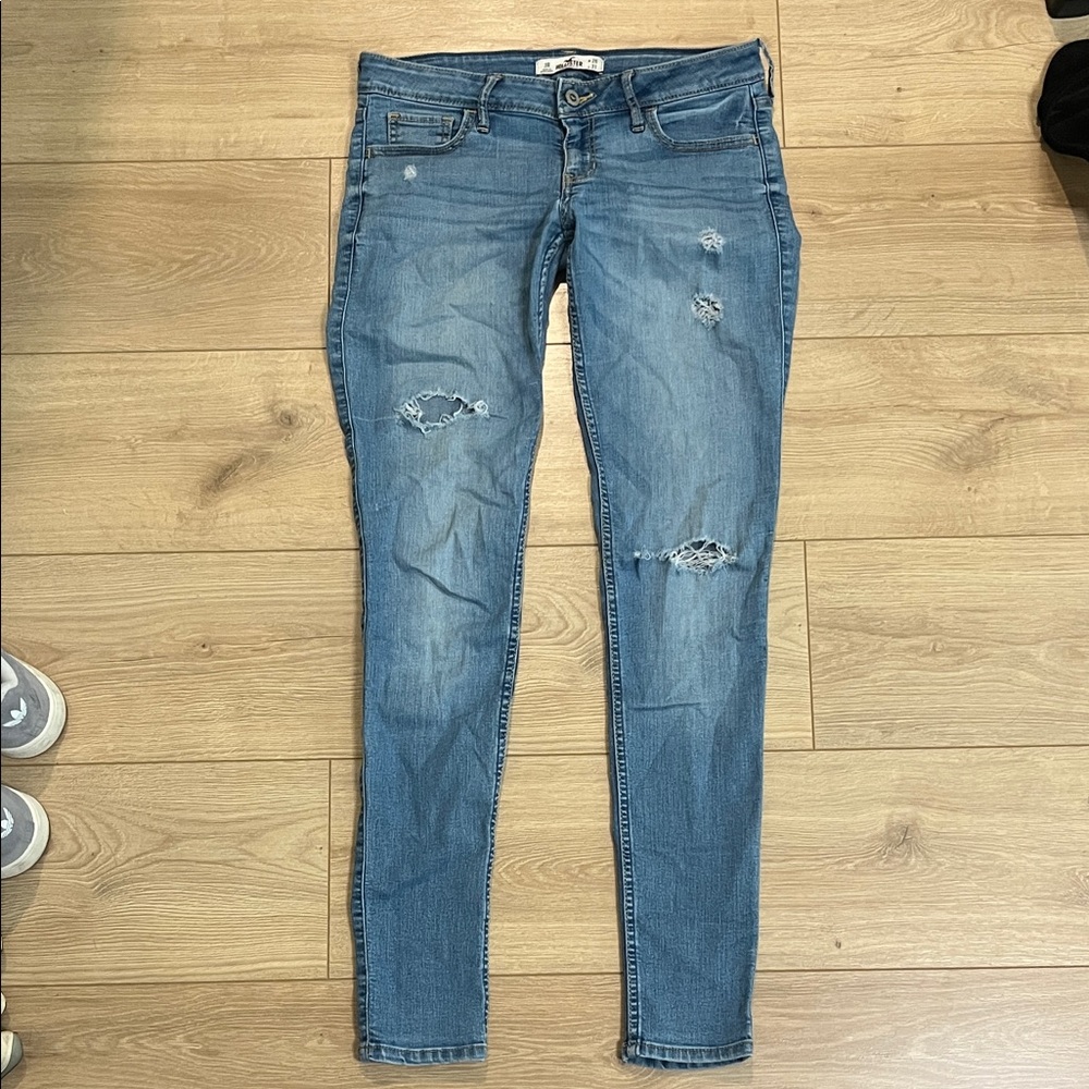 Hollister Women's Light Blue Distressed Skinny Jeans